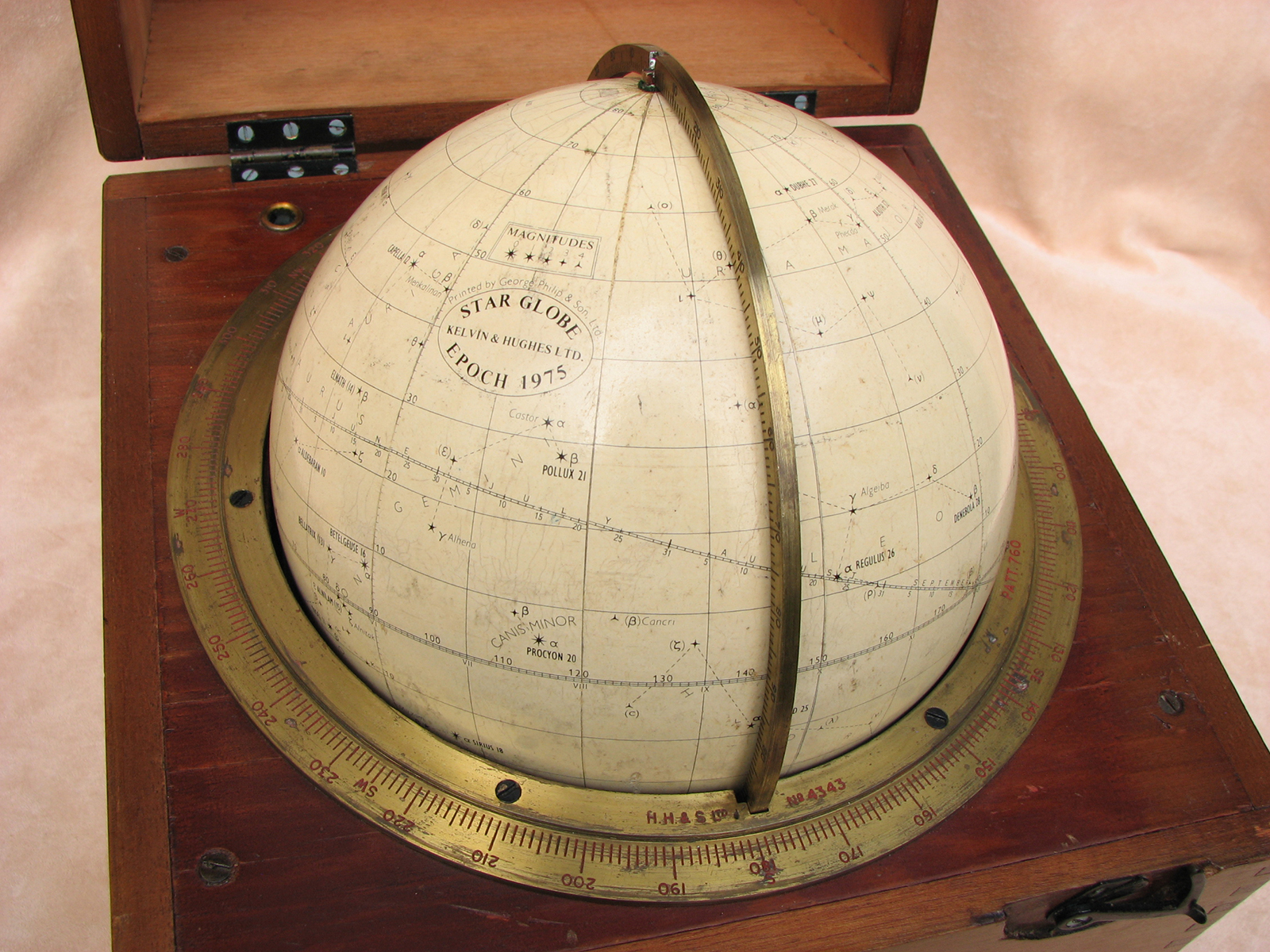 Kelvin & Hughes Naval Star Globe, Epoch 1975, in fitted case.